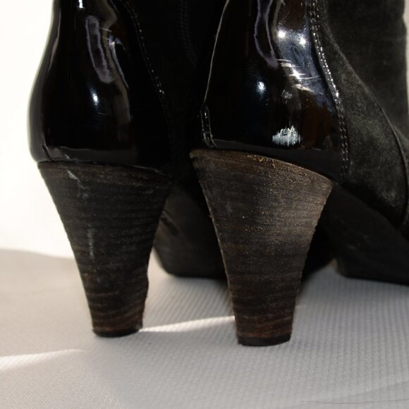 La Canadienne Black Suede Heeled Waterproof Boots Sz 7.5 - Picture 7 of 12